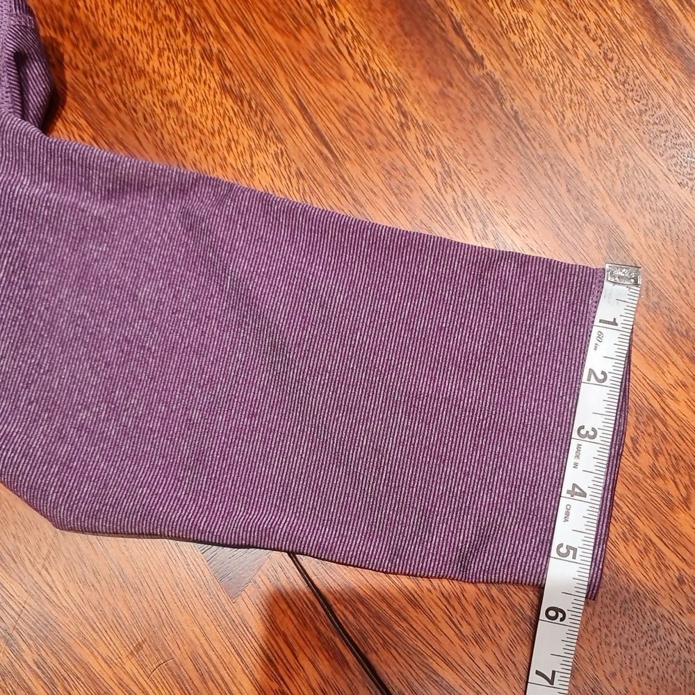 Marika Sport - Cropped Leggings - Sz M (8-10) - Purple / Gray Stripes - EUC - Picture 9 of 11